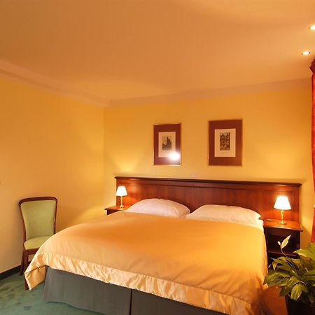 Ea Hotel Jeleni Dvur Prague Castle Room photo