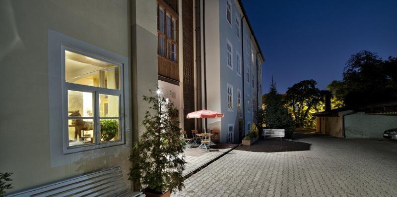 Ea Hotel Jeleni Dvur Prague Castle Exterior photo